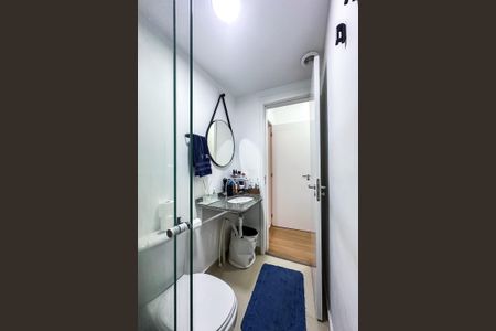 Apartamento à venda com 59m², 2 quartos e 1 vaga Apartamento à venda com 59m², 2 quartos e 1 vagaBanheiro social