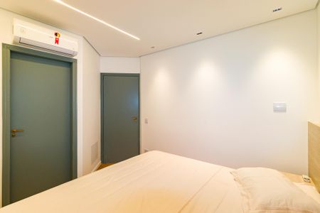 Casa à venda com 397m², 5 quartos e 6 vagas Casa à venda com 397m², 5 quartos e 6 vagasSuíte