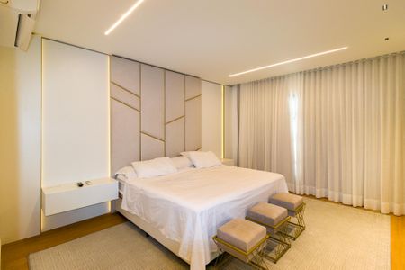 Casa à venda com 397m², 5 quartos e 6 vagas Casa à venda com 397m², 5 quartos e 6 vagasSuíte 4