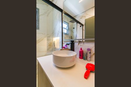 Casa à venda com 397m², 5 quartos e 6 vagas Casa à venda com 397m², 5 quartos e 6 vagasBanheiro da Suíte