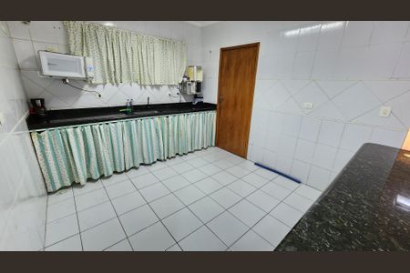 Casa para alugar com 180m², 3 quartos e 1 vaga Casa para alugar com 180m², 3 quartos e 1 vagaCozinha
