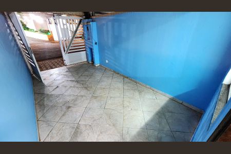 Casa para alugar com 180m², 3 quartos e 1 vaga Casa para alugar com 180m², 3 quartos e 1 vagaGaragem