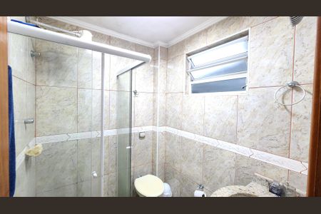 Casa para alugar com 180m², 3 quartos e 1 vaga Casa para alugar com 180m², 3 quartos e 1 vagaBanheiro da Suíte 2