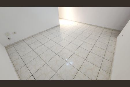 Casa para alugar com 180m², 3 quartos e 1 vaga Casa para alugar com 180m², 3 quartos e 1 vagaQuarto Suíte