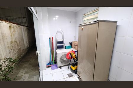 Casa para alugar com 180m², 3 quartos e 1 vaga Casa para alugar com 180m², 3 quartos e 1 vagaÁrea de Serviço