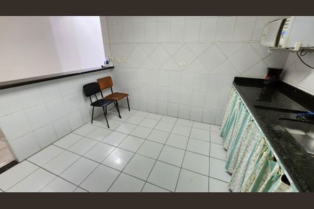 Casa para alugar com 180m², 3 quartos e 1 vaga Casa para alugar com 180m², 3 quartos e 1 vagaCozinha