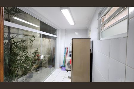 Casa para alugar com 180m², 3 quartos e 1 vaga Casa para alugar com 180m², 3 quartos e 1 vagaÁrea de Serviço