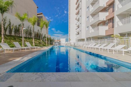 Apartamento à venda com 61m², 2 quartos e 1 vaga Apartamento à venda com 61m², 2 quartos e 1 vagaÁrea comum - Piscina