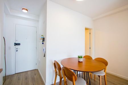 Apartamento à venda com 61m², 2 quartos e 1 vaga Apartamento à venda com 61m², 2 quartos e 1 vagaSala