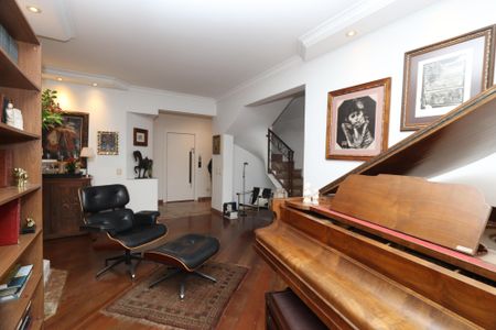 Sala de apartamento à venda com 4 quartos, 300m² em Vila Suzana, São Paulo