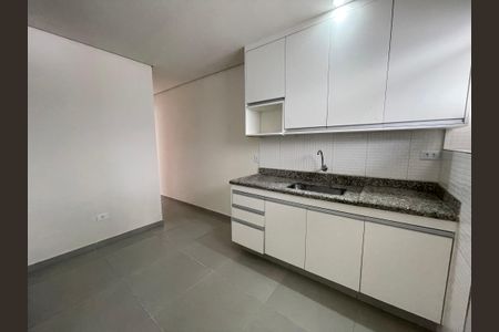 Kitnet - Sala/Cozinha de kitnet/studio para alugar com 1 quarto, 28m² em Cidade Intercap, São Paulo