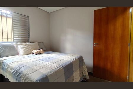 Casa para alugar com 2 quartos, 80m² em Vila Mangalot, São Paulo