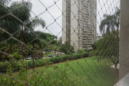 Apartamento à venda com 177m², 3 quartos e 2 vagas Apartamento à venda com 177m², 3 quartos e 2 vagasVista da Sala