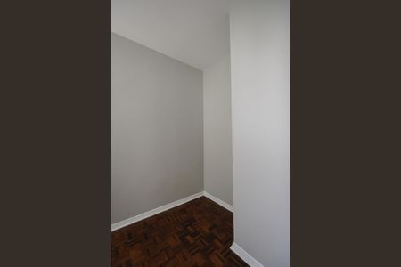 Apartamento à venda com 177m², 3 quartos e 2 vagas Apartamento à venda com 177m², 3 quartos e 2 vagasÁrea de Serviço