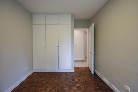 Apartamento à venda com 177m², 3 quartos e 2 vagas Apartamento à venda com 177m², 3 quartos e 2 vagasQuarto 1