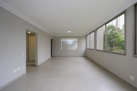 Apartamento à venda com 177m², 3 quartos e 2 vagas Apartamento à venda com 177m², 3 quartos e 2 vagasSala