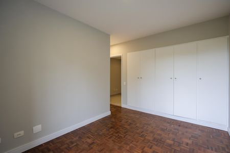 Apartamento à venda com 177m², 3 quartos e 2 vagas Apartamento à venda com 177m², 3 quartos e 2 vagasSuíte 1