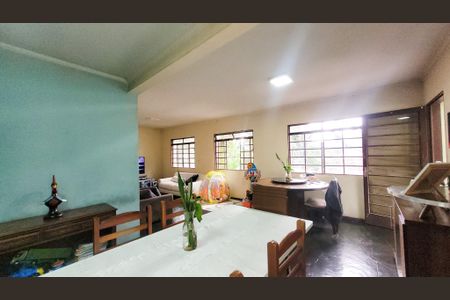 Sala de casa para alugar com 5 quartos, 380m² em Nova Sousas (sousas), Campinas