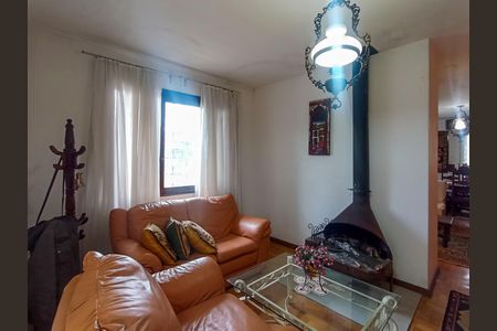 Sala de casa para alugar com 4 quartos, 300m² em Coronel Aparicio Borges, Porto Alegre