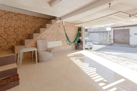 Casa à venda com 125m², 3 quartos e 2 vagas Casa à venda com 125m², 3 quartos e 2 vagasGaragem