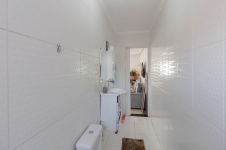 Casa à venda com 125m², 3 quartos e 2 vagas Casa à venda com 125m², 3 quartos e 2 vagasBanheiro 2