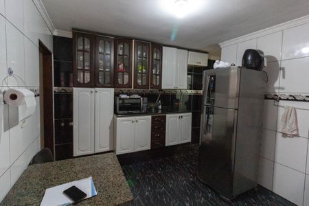 Casa à venda com 125m², 3 quartos e 2 vagas Casa à venda com 125m², 3 quartos e 2 vagasCozinha