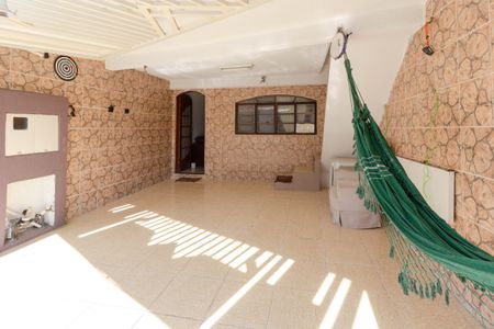 Casa à venda com 125m², 3 quartos e 2 vagas Casa à venda com 125m², 3 quartos e 2 vagasGaragem