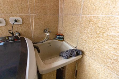 Casa à venda com 125m², 3 quartos e 2 vagas Casa à venda com 125m², 3 quartos e 2 vagasÁrea de Serviço