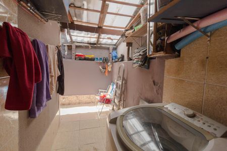 Casa à venda com 125m², 3 quartos e 2 vagas Casa à venda com 125m², 3 quartos e 2 vagasÁrea de Serviço