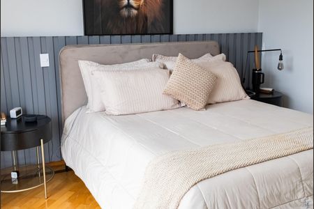 Casa de condomínio para alugar com 380m², 4 quartos e 4 vagas Casa de condomínio para alugar com 380m², 4 quartos e 4 vagasSuíte