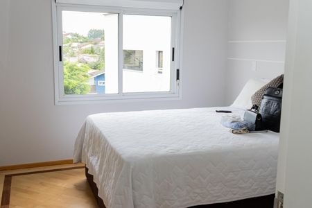 Casa de condomínio para alugar com 380m², 4 quartos e 4 vagas Casa de condomínio para alugar com 380m², 4 quartos e 4 vagasQuarto 1