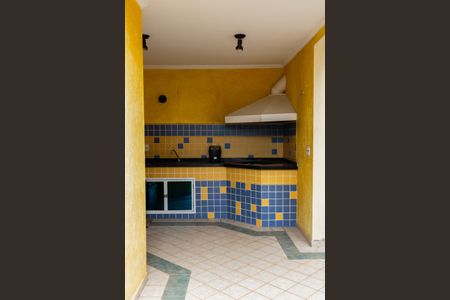 Casa de condomínio para alugar com 380m², 4 quartos e 4 vagas Casa de condomínio para alugar com 380m², 4 quartos e 4 vagasChurrasqueira