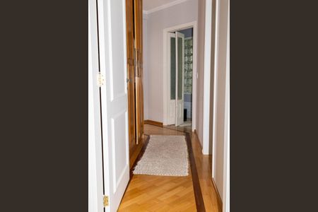 Casa de condomínio para alugar com 380m², 4 quartos e 4 vagas Casa de condomínio para alugar com 380m², 4 quartos e 4 vagasEntrada suíte