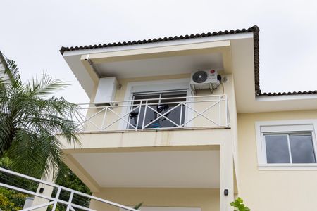 Casa de condomínio para alugar com 380m², 4 quartos e 4 vagas Casa de condomínio para alugar com 380m², 4 quartos e 4 vagasVista externa