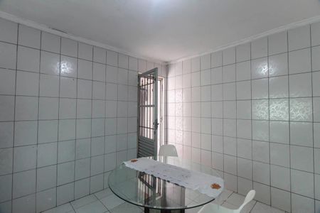 Casa à venda com 203m², 4 quartos e 2 vagas Casa à venda com 203m², 4 quartos e 2 vagasCozinha 2