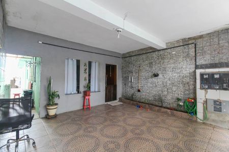 Casa à venda com 203m², 4 quartos e 2 vagas Casa à venda com 203m², 4 quartos e 2 vagasGaragem