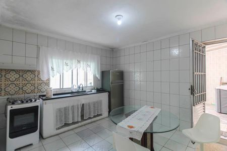 Casa à venda com 203m², 4 quartos e 2 vagas Casa à venda com 203m², 4 quartos e 2 vagasCozinha 2