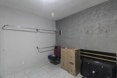 Casa à venda com 203m², 4 quartos e 2 vagas Casa à venda com 203m², 4 quartos e 2 vagasQuarto 4