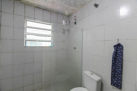 Casa à venda com 203m², 4 quartos e 2 vagas Casa à venda com 203m², 4 quartos e 2 vagasBanheiro 2