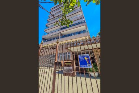 Apartamento à venda com 169m², 3 quartos e 2 vagas Apartamento à venda com 169m², 3 quartos e 2 vagasFachada do Condomínio placa