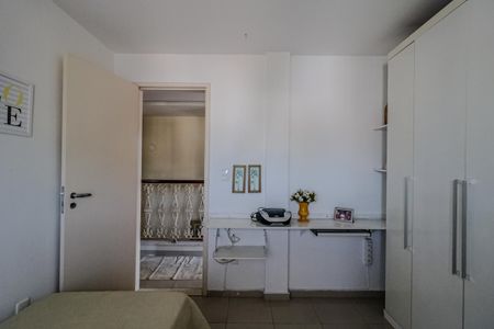 Apartamento à venda com 169m², 3 quartos e 2 vagas Apartamento à venda com 169m², 3 quartos e 2 vagasQuarto 3