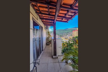 Apartamento à venda com 169m², 3 quartos e 2 vagas Apartamento à venda com 169m², 3 quartos e 2 vagasVaranda quarto