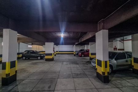 Apartamento à venda com 169m², 3 quartos e 2 vagas Apartamento à venda com 169m², 3 quartos e 2 vagasGaragem