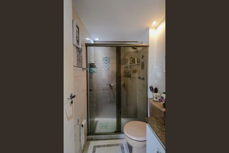 Apartamento à venda com 169m², 3 quartos e 2 vagas Apartamento à venda com 169m², 3 quartos e 2 vagasBanheiro Social