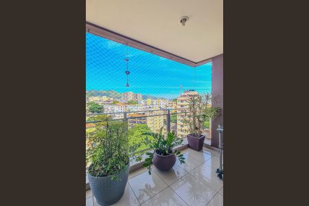 Apartamento à venda com 169m², 3 quartos e 2 vagas Apartamento à venda com 169m², 3 quartos e 2 vagasVaranda da Sala