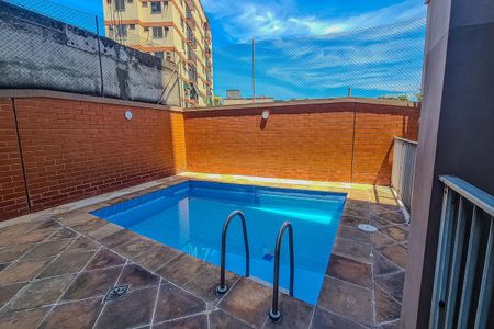 Apartamento à venda com 169m², 3 quartos e 2 vagas Apartamento à venda com 169m², 3 quartos e 2 vagasÁrea comum - Piscina