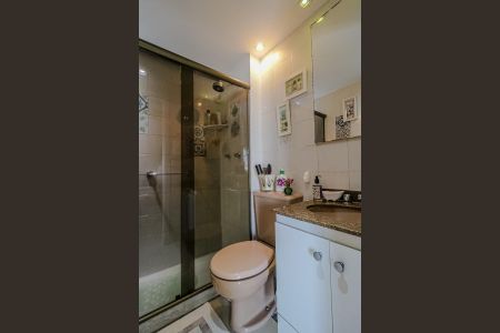 Apartamento à venda com 169m², 3 quartos e 2 vagas Apartamento à venda com 169m², 3 quartos e 2 vagasBanheiro Social