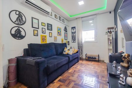 Casa à venda com 209m², 2 quartos e 2 vagas Casa à venda com 209m², 2 quartos e 2 vagasSala