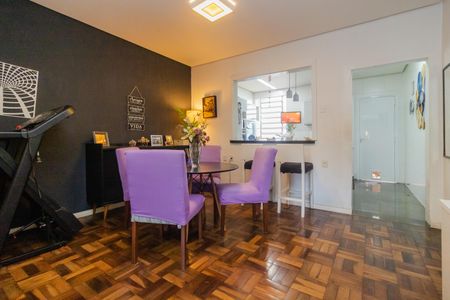 Casa à venda com 209m², 2 quartos e 2 vagas Casa à venda com 209m², 2 quartos e 2 vagasSala de jantar