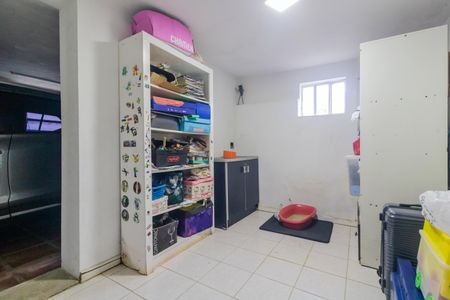 Casa à venda com 209m², 2 quartos e 2 vagas Casa à venda com 209m², 2 quartos e 2 vagasQuarto de Serviço